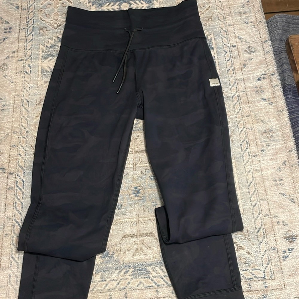 Vuori Black Leggings